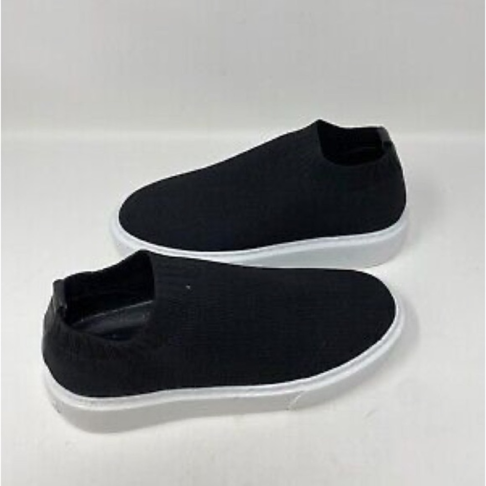 Like new J/Slides Daphnie kicks - Picture 1 of 7